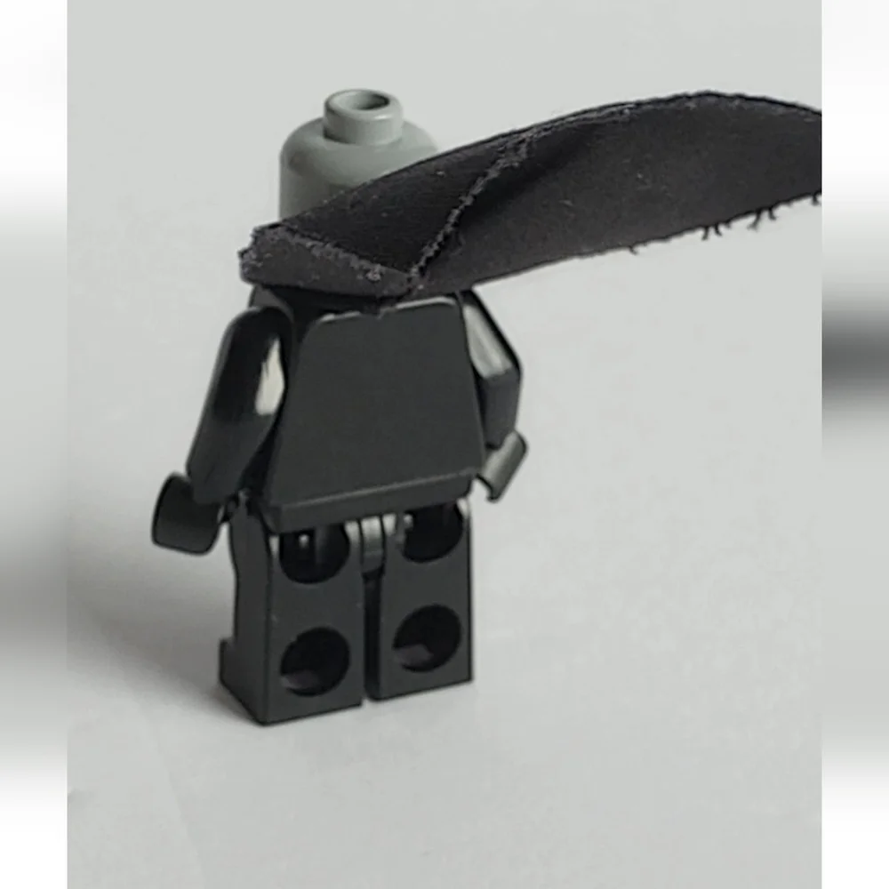 LEGO Star Wars Darth Vader Minifigure Light Bluish Gray Head sw0004a - No Helmet